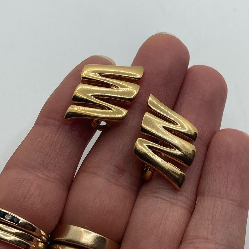 Vtg D’Orlan Gold Plated Zigzag Zig Zag Earrings Pierced Ears - .9” - Picture 5 of 8
